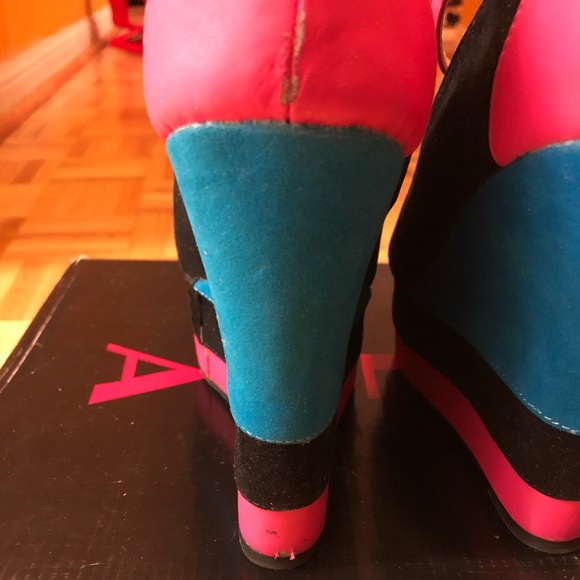 Suede black, blue and pink Alba high wedges - Picture 3 of 3
